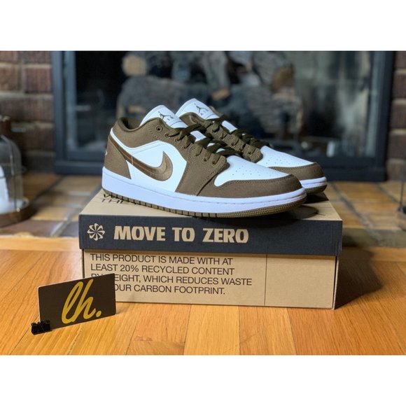 Size 10 W Air Jordan 1 Low “Light Olive” Athletic Sneakers DV0426-301 - Picture 4 of 5